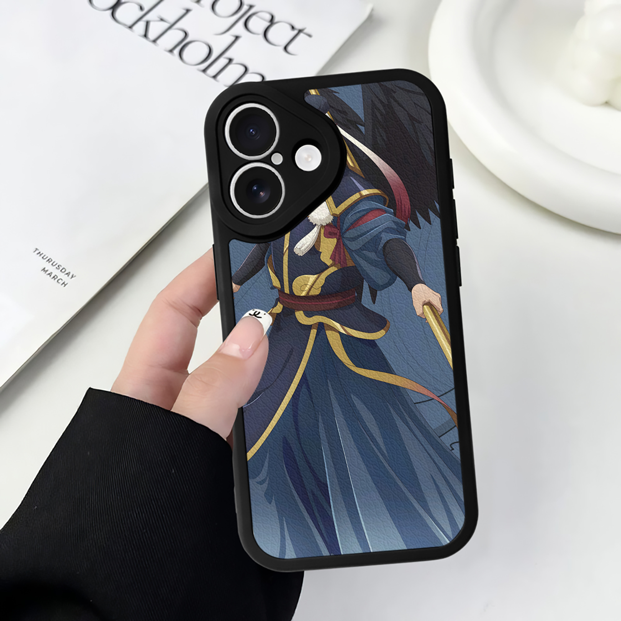 薬屋のひとりごと The Apothecary Diaries 【iPhone 16シリーズ対応】シリコンスマホケース（レザー調） 材質：シリコン